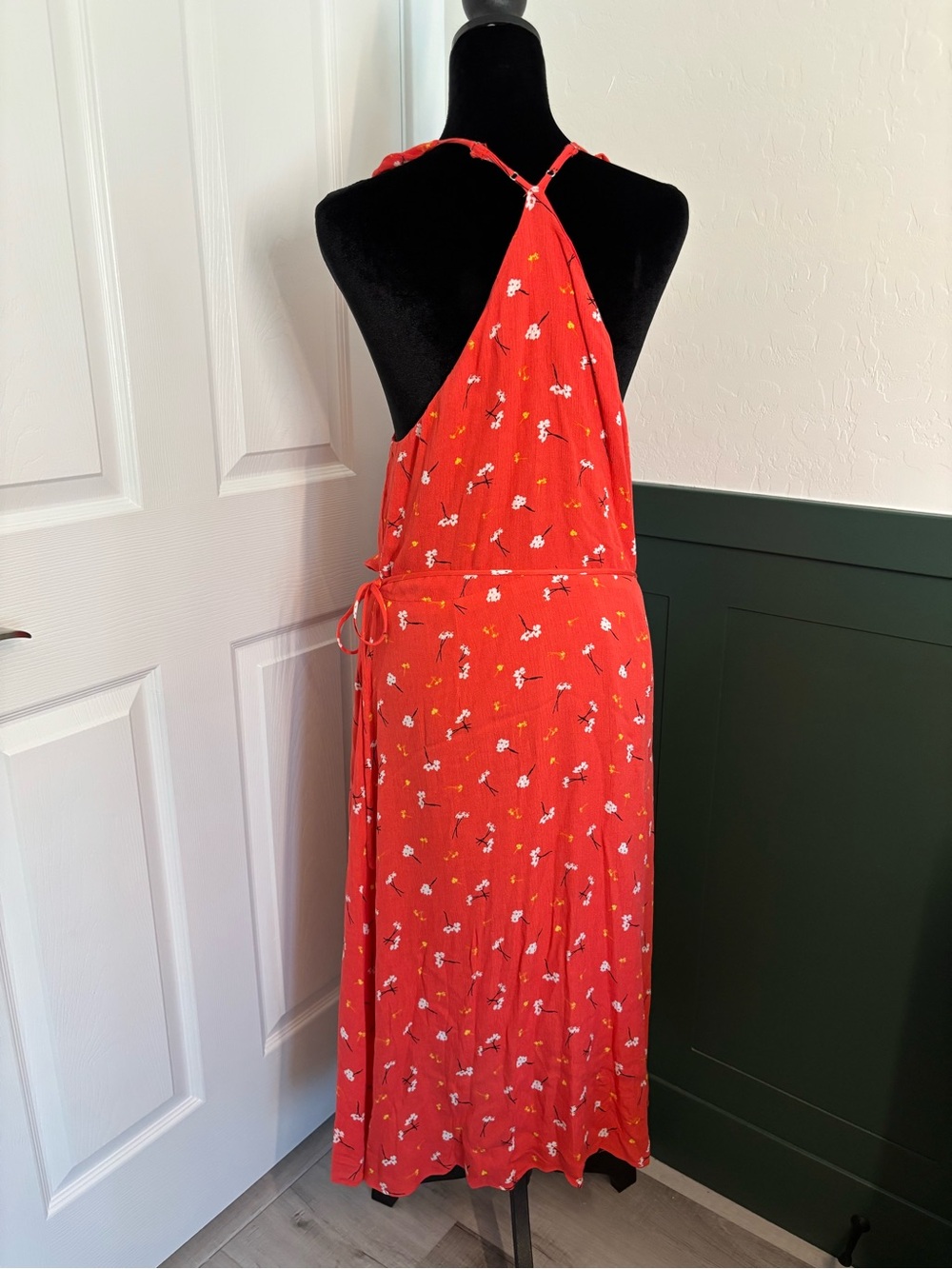 Lumière Floral Wrap Midi Dress Red Orange Halter Open Back Large - Picture 5 of 11